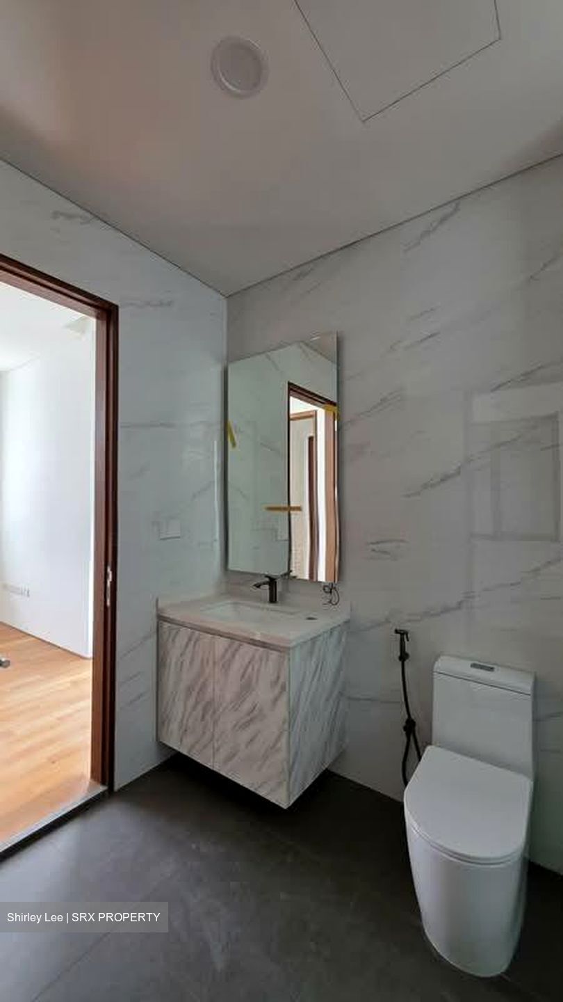 West Coast Road (D5), Terrace #527450891